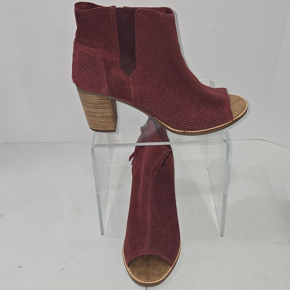 Toms Majorca Burgundy Suede Perforated Peep Toe Booties Womens W12 Stacked Heel